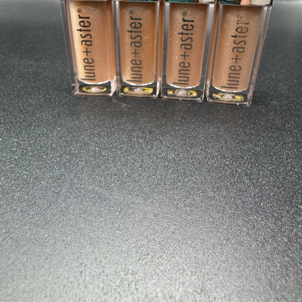 Lune+Aster Set of 4 Travel Size Lip Glosses in shade Founder